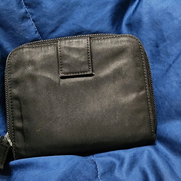 PRADA NYLON WALLET UNISEX - Picture 2 of 9